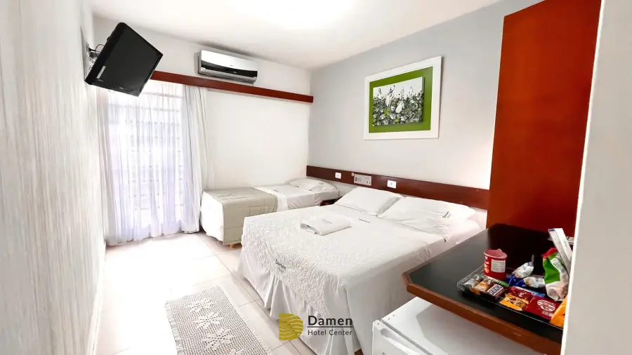 damen-hotel-center-imagem-galeria-quarto-duplo-standard-damen-hotel-center-682549036fbc6_0.webp