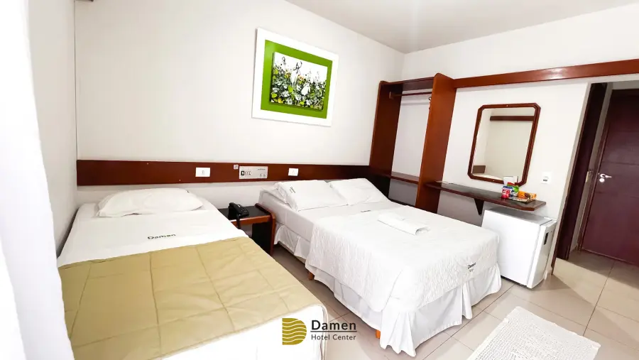 damen-hotel-center-imagem-galeria-quarto-duplo-standard-damen-hotel-center-6825490410667_1.webp