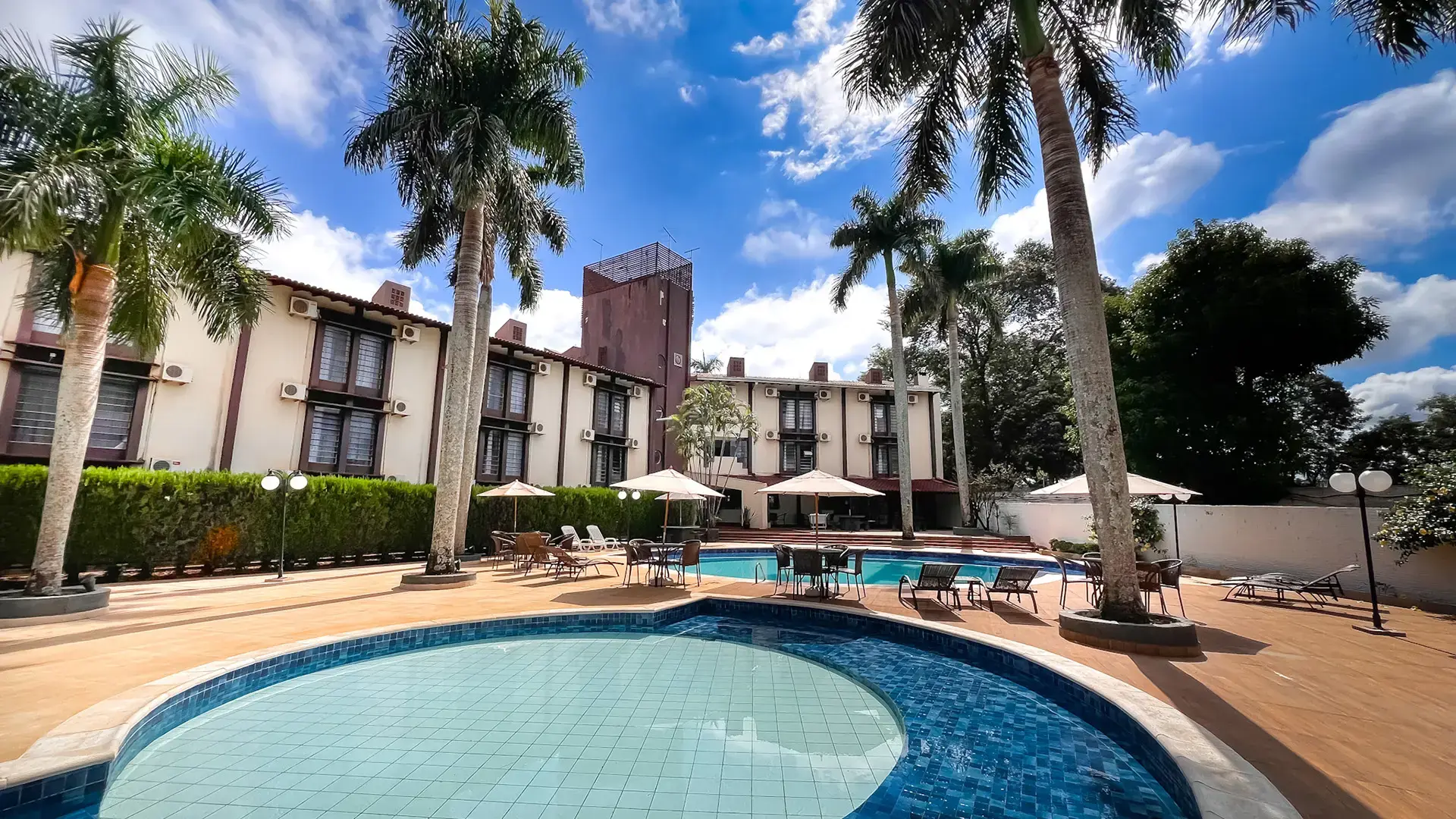 damen-hotel-center-imagem-galeria-damen-hotel-center-hospedagem-no-centro-de-foz-do-iguacu-682544428fa16_1.webp