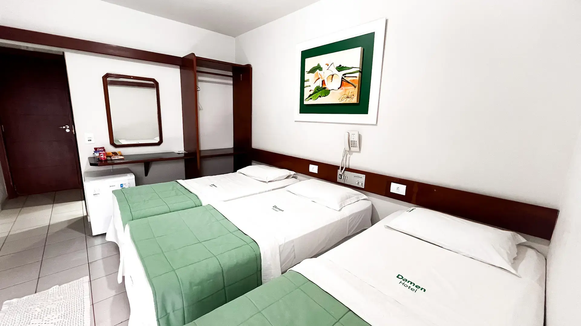 damen-hotel-center-imagem-galeria-damen-hotel-center-hospedagem-no-centro-de-foz-do-iguacu-6825446cec852_0.webp